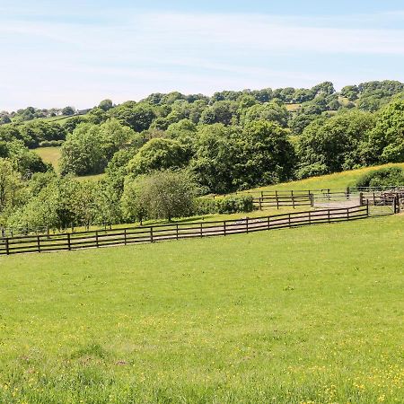 3 Barn Cottages Halifax Bagian luar foto