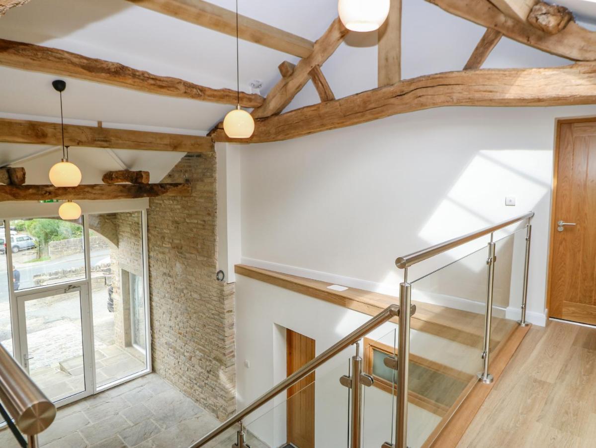 3 Barn Cottages Halifax Bagian luar foto