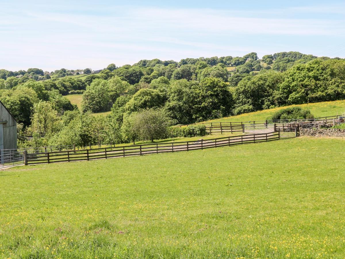 3 Barn Cottages Halifax Bagian luar foto